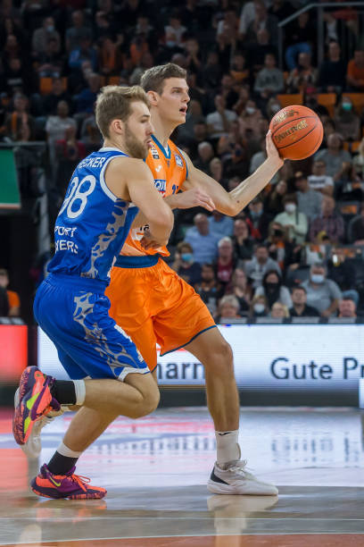 策动进攻 策动进攻