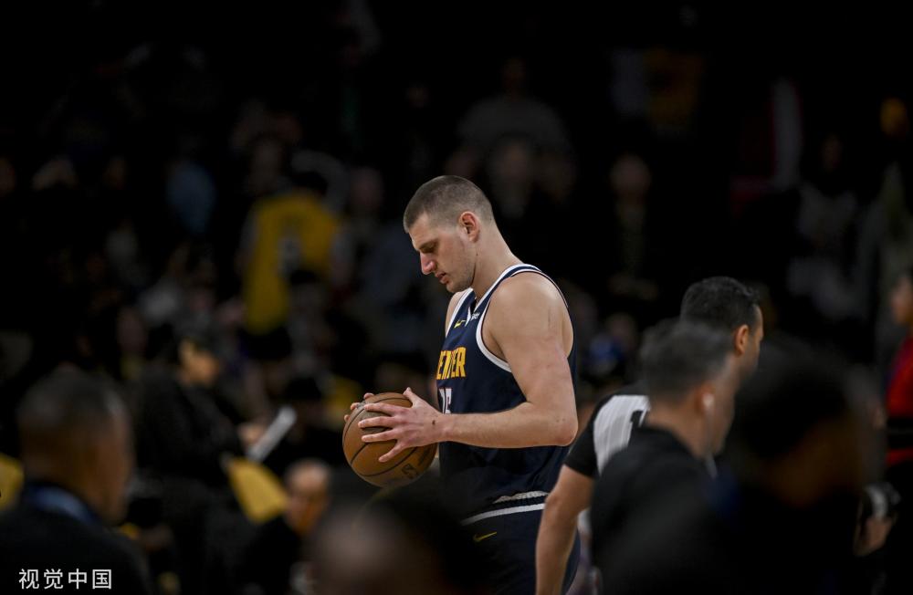 受到严重削 受到严重削