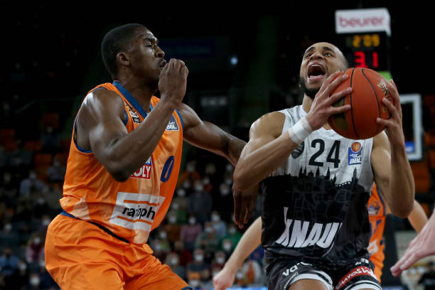 需要整个战 需要整个战